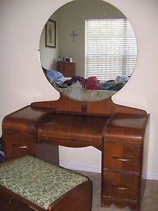 Antique Art Deco Waterfall Bedroom Set 1950 S