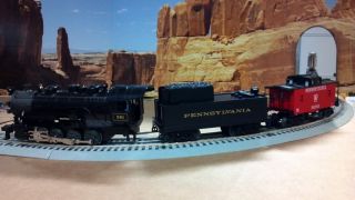 Lionel Pennsylvania Railroad PRR 561 Steam Engine Whistle Tender Caboose New