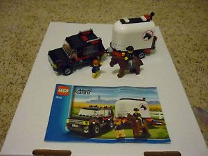 ★★★ Lego City Farm 7635 4WD Truck w Horse Trailer and Manual ★★★